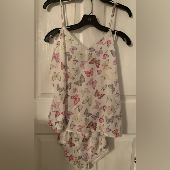 Two piece cami and short pj set. New with tags. 40 Winks - Picture 1 of 10